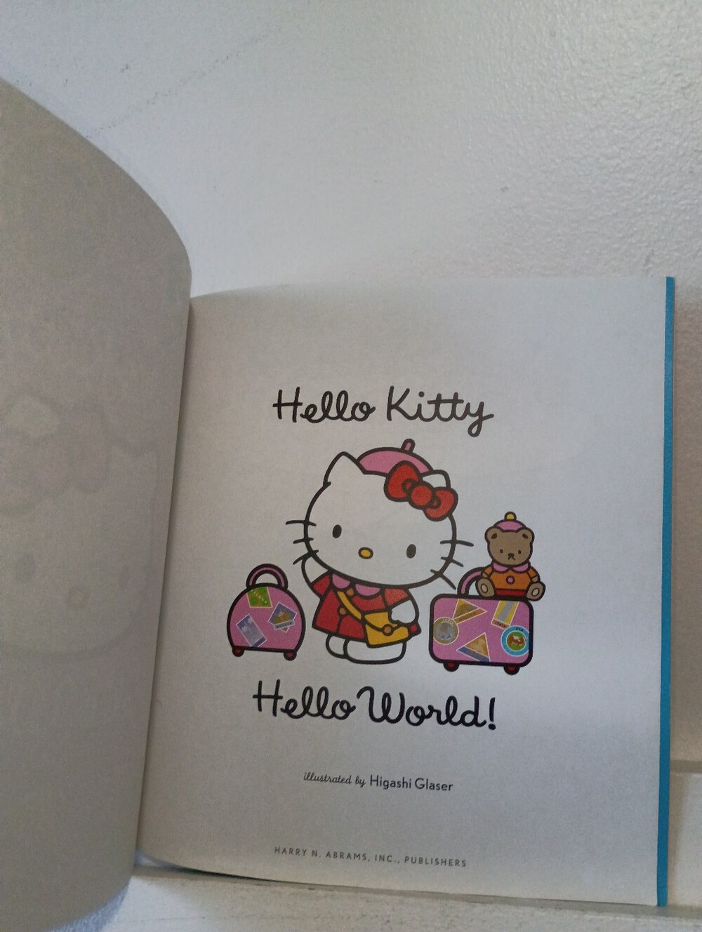 Hello Kitty Pink Travel Sticker & Sticker Book - Picture 2 of 4